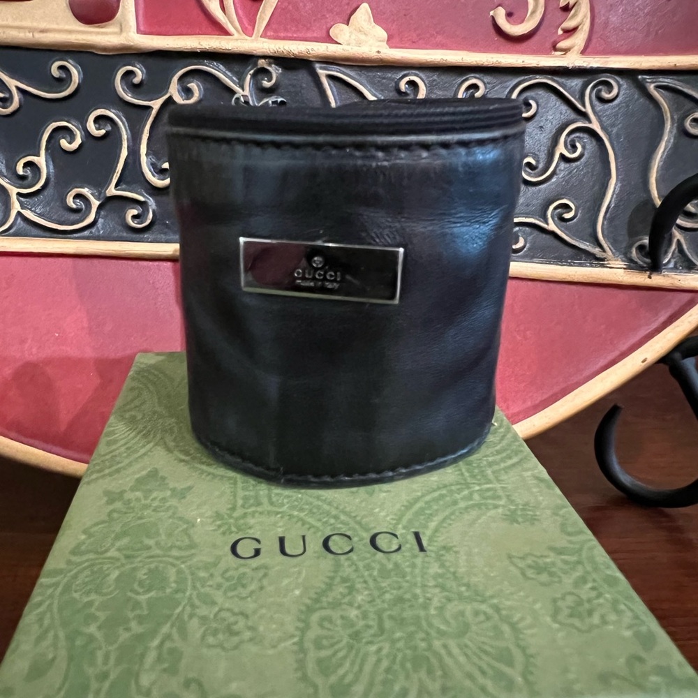 Black Leather Gucci wristlet/bracelet